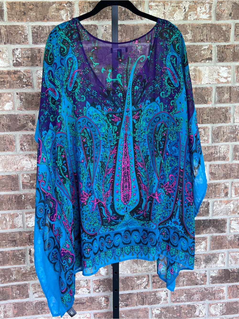 Beautiful Lane Bryant kimono style paisley blouse